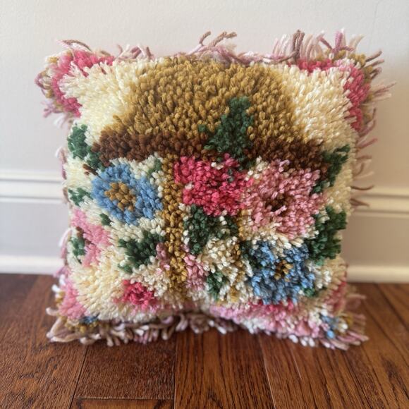 VTG Mushroom Shag Throw Pillow Latch Hook Pink Towel Back Pink Floral Handmade - Picture 1 of 11